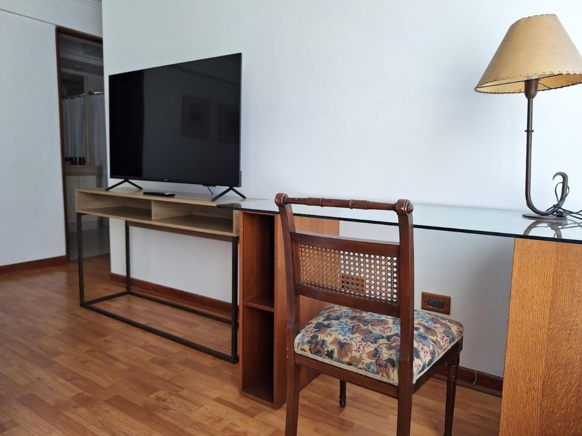 Apartamento Amplio Depto En Barrio El Golf - Free Parking *