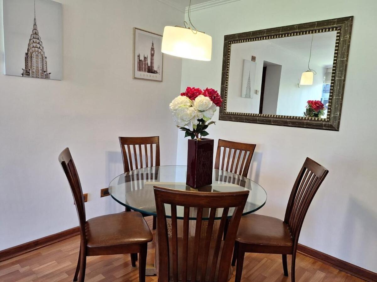 Apartamento Amplio Depto En Barrio El Golf - Free Parking *